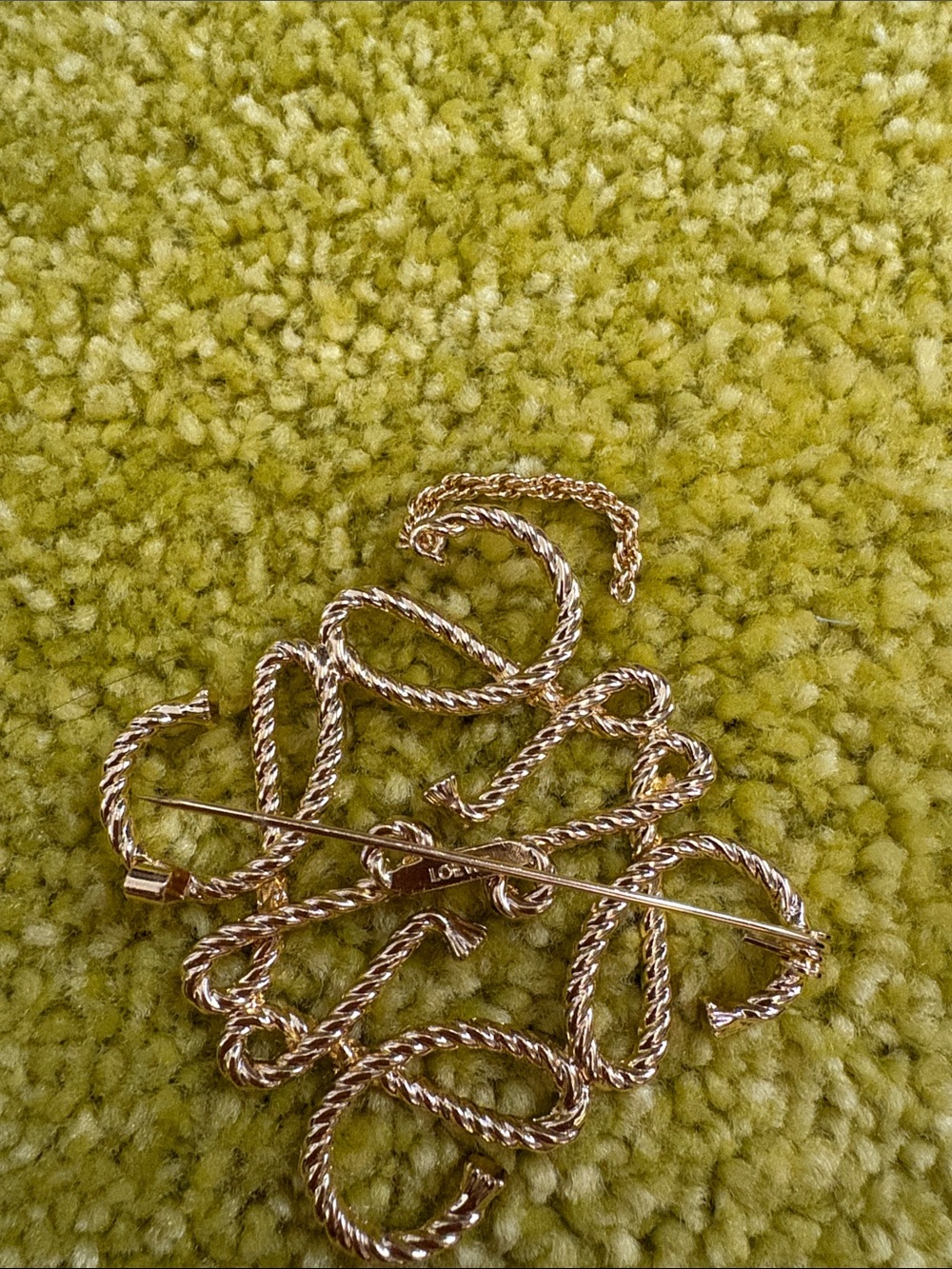 Loewe Gold-Tone Rope Monogram Brooch - Picture 5 of 6